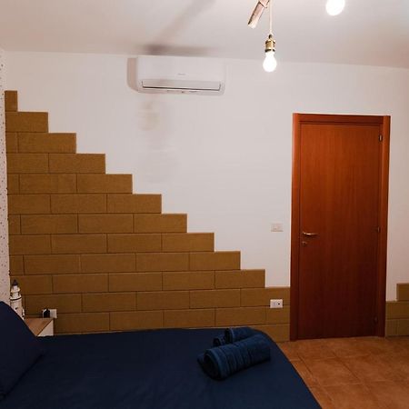 Blue Angel Oak - Apartment Бари Екстериор снимка