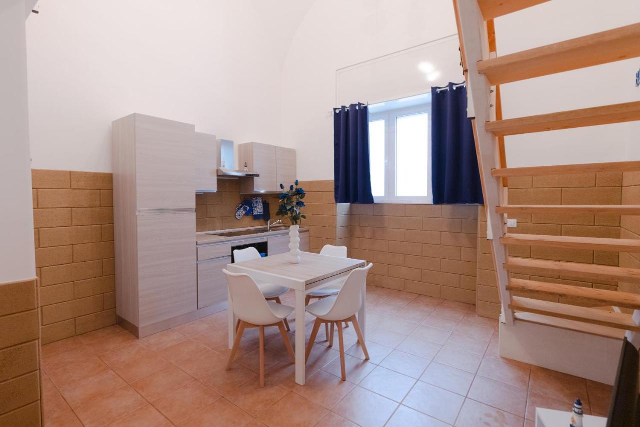 Blue Angel Oak - Apartment Бари Екстериор снимка