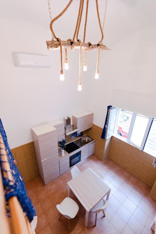 Blue Angel Oak - Apartment Бари Екстериор снимка