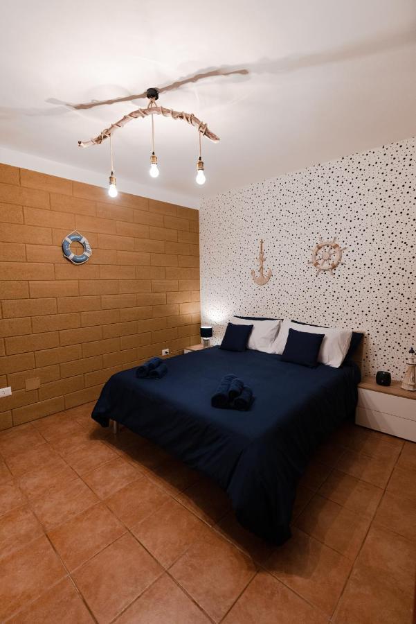 Blue Angel Oak - Apartment Бари Екстериор снимка
