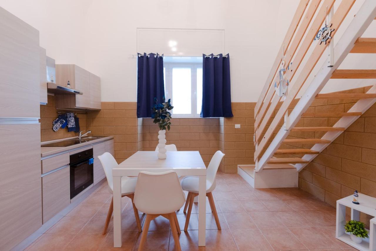 Blue Angel Oak - Apartment Бари Екстериор снимка